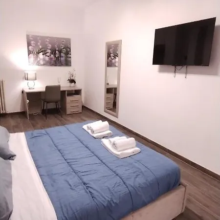 Fiore San Pietro Apartment